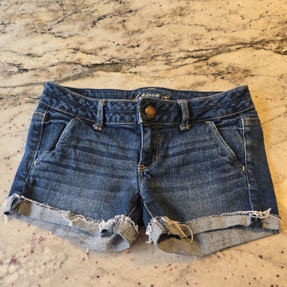 American Eagle Outfitters Dark Blue Jean Shorts Womena Size 2‎